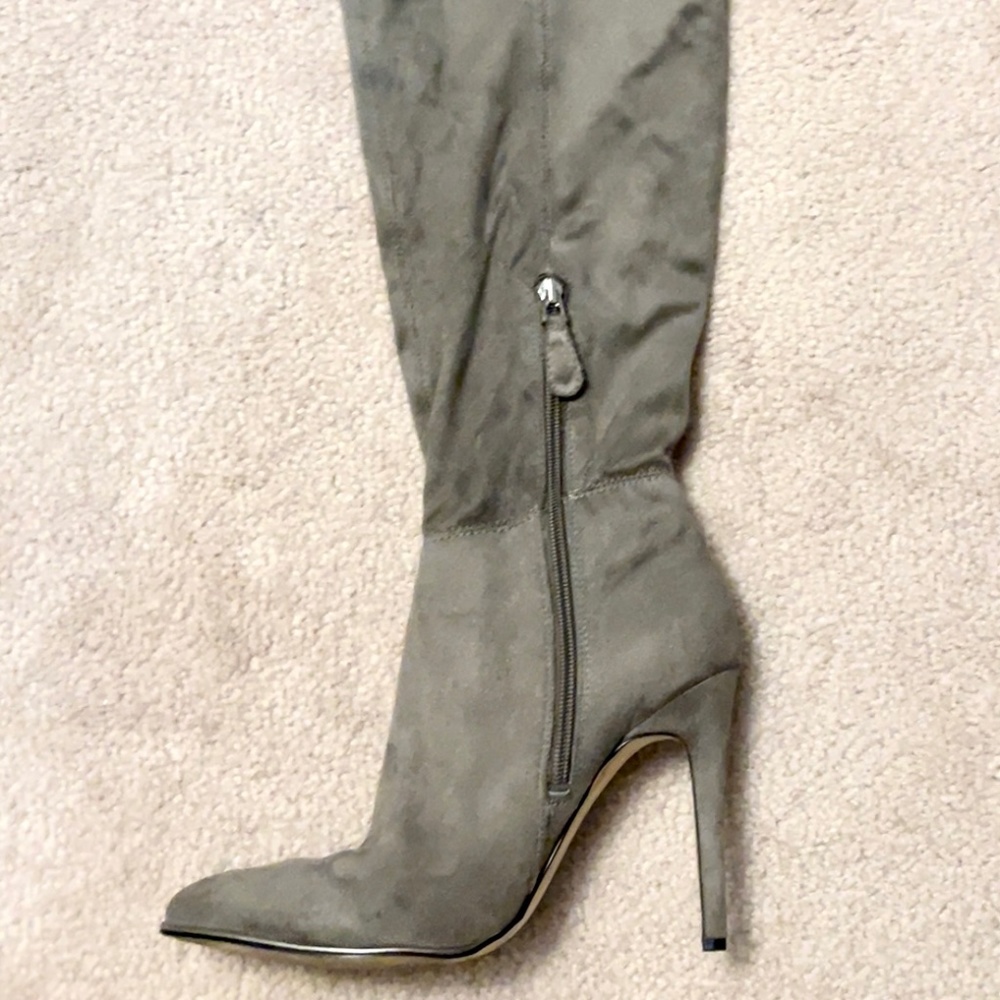 Guess faux suede over the knee 3 inch boots size 8.5
